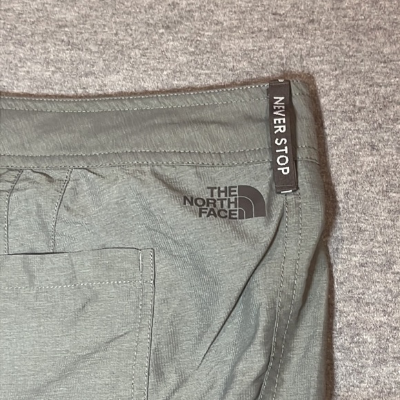 THE North Face women’s shorts. - Picture 8 of 16